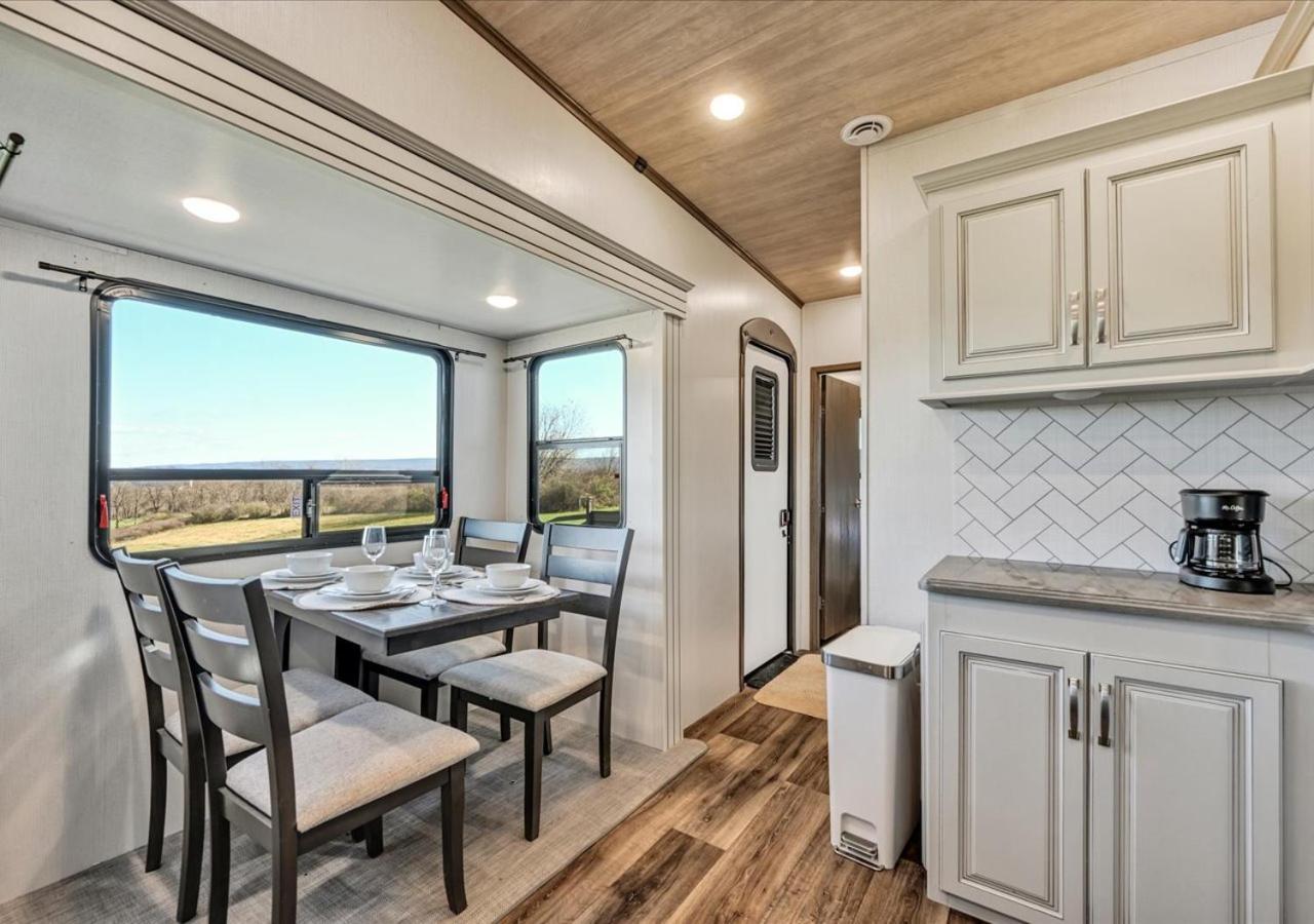 Cozy 2-guest Rv On Nature Farm Apartment *